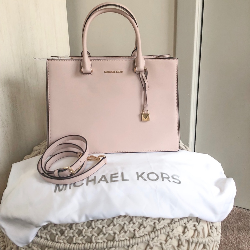 Michael Kors  sutton gusset satchel soft pink